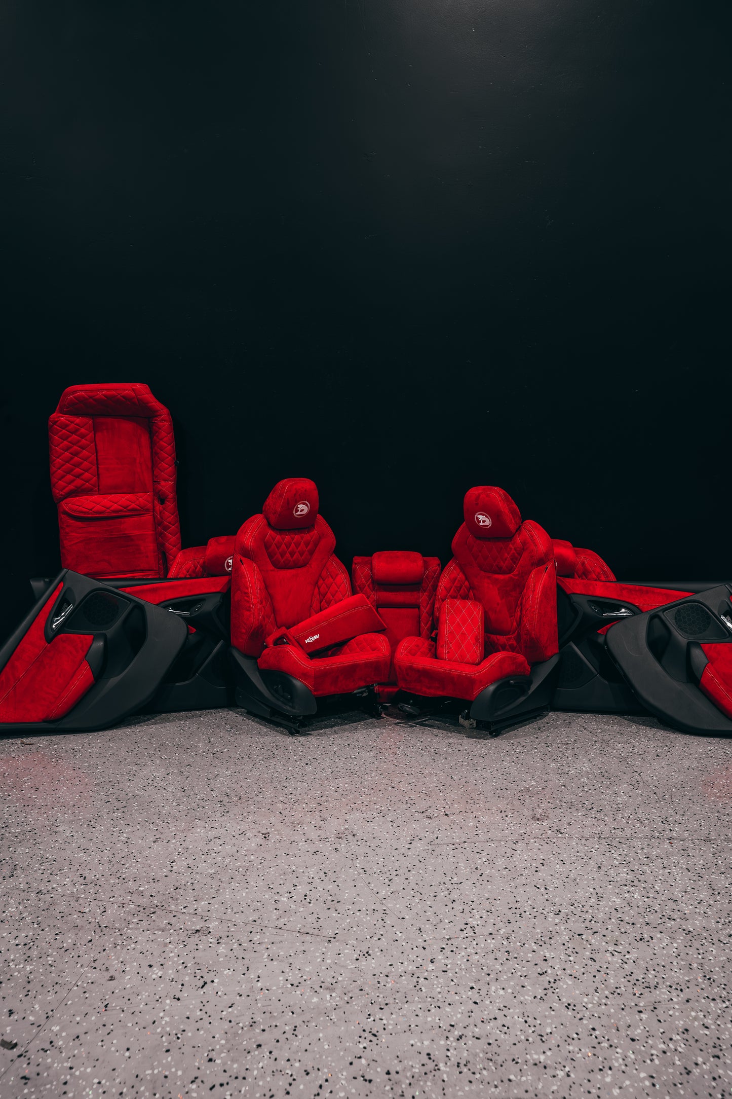 CUSTOM HSV STYLE INTERIOR - VF COMPLETE