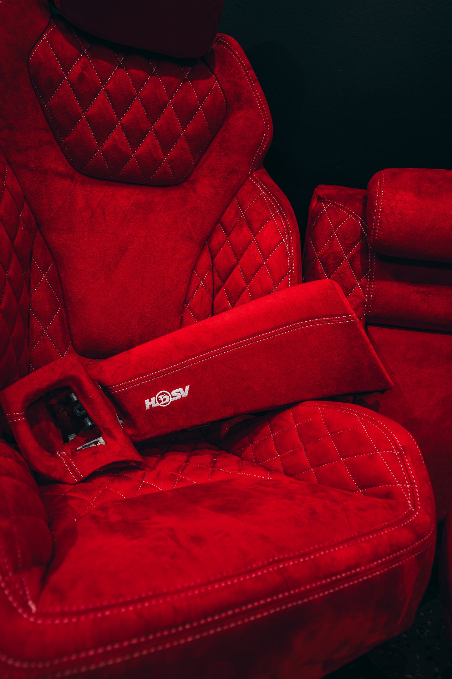 CUSTOM HSV STYLE INTERIOR - VF COMPLETE