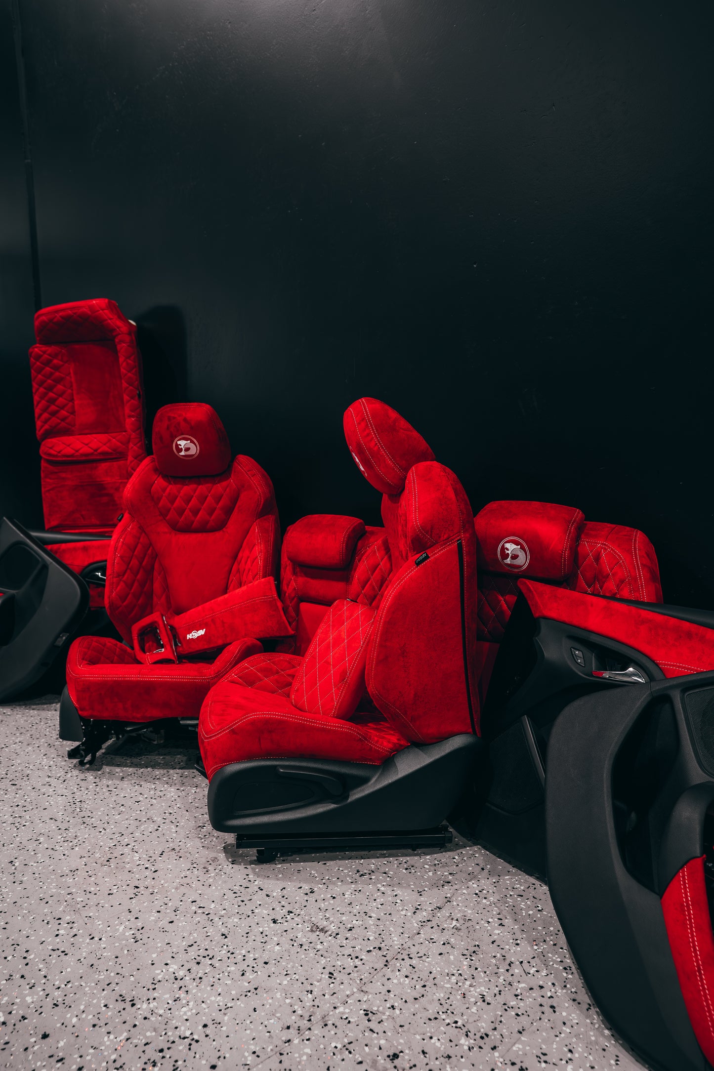 CUSTOM HSV STYLE INTERIOR - VF COMPLETE
