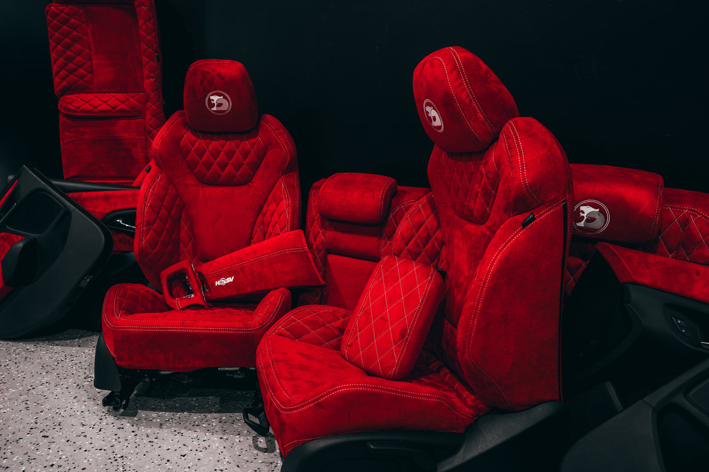CUSTOM HSV STYLE INTERIOR - VF COMPLETE