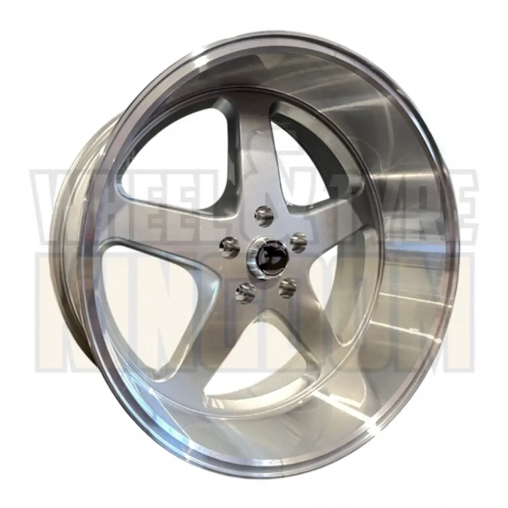 Walky Wheels 20x8.5 Flowform - Gloss Silver Machined Lip - Pair