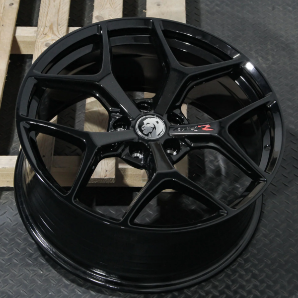 20"  HSV VF GTSR wheels