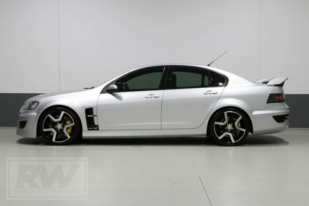 E2 Series GTS SV Performance 20 inch Black Machined VE VF REPLICA Wheel and Tyre Packages