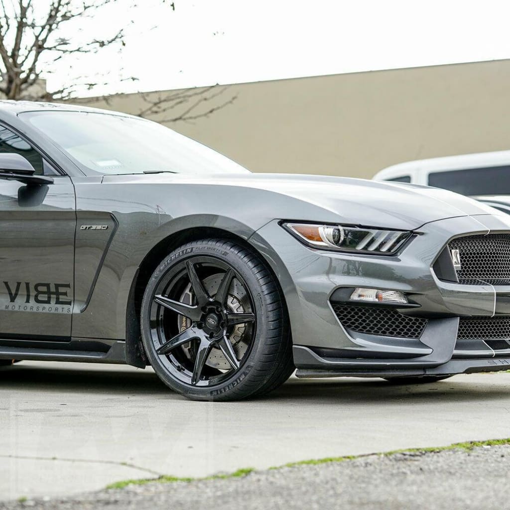 [FORGED] Ford Mustang Shelby GT500 Track Edition 19 inch Gloss Black REPLICA Wheel