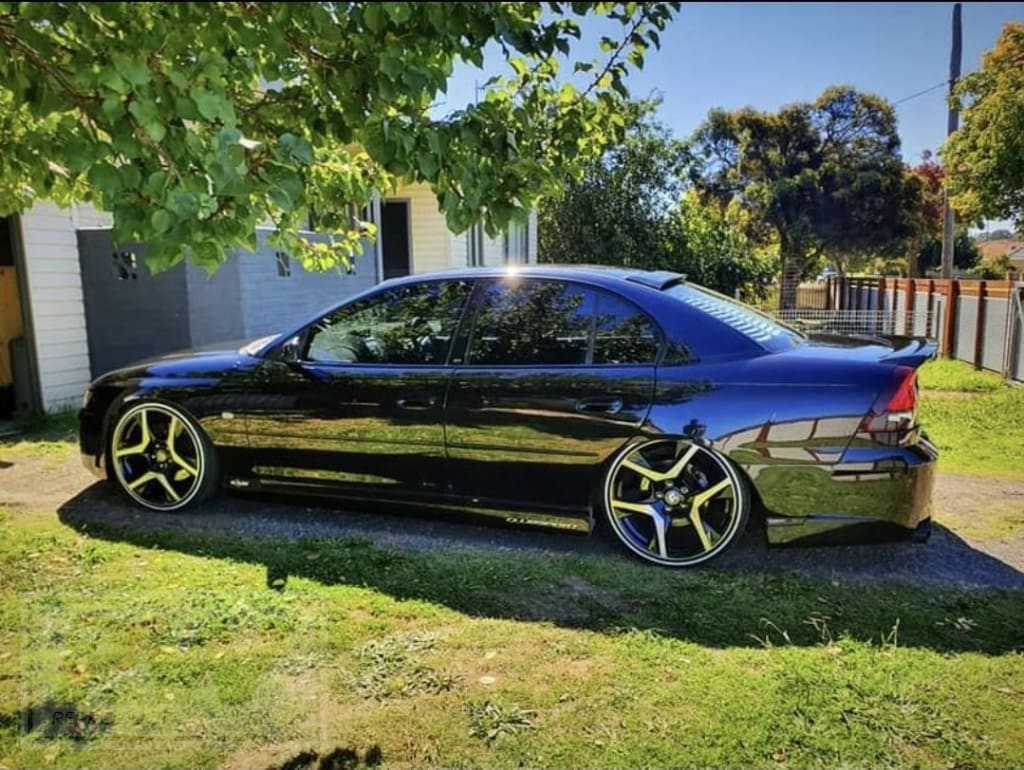 GEN-F2 Clubsport R8 20 inch Black Machined REPLICA Wheels (PRE-VE)
