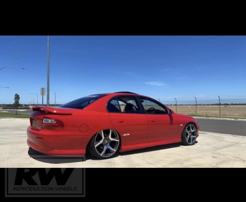 GEN-F2 Clubsport R8 20 inch Grey Machined REPLICA Wheels (PRE-VE)