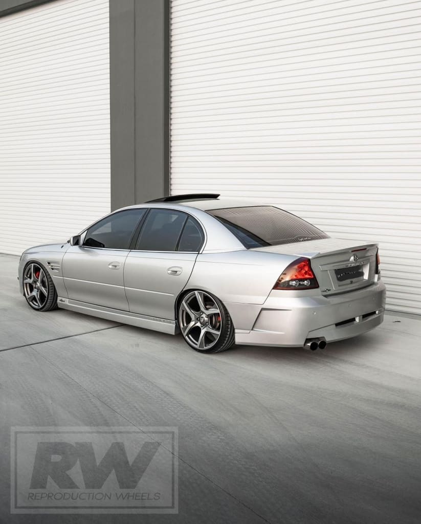 GEN-F2 Clubsport R8 20 inch Grey Machined REPLICA Wheels (PRE-VE)