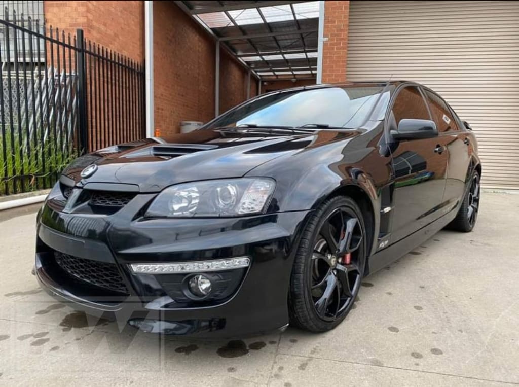 LS3 E-Series Pentagon 20 inch Gloss Black VE VF REPLICA Wheel and Tyre Packages